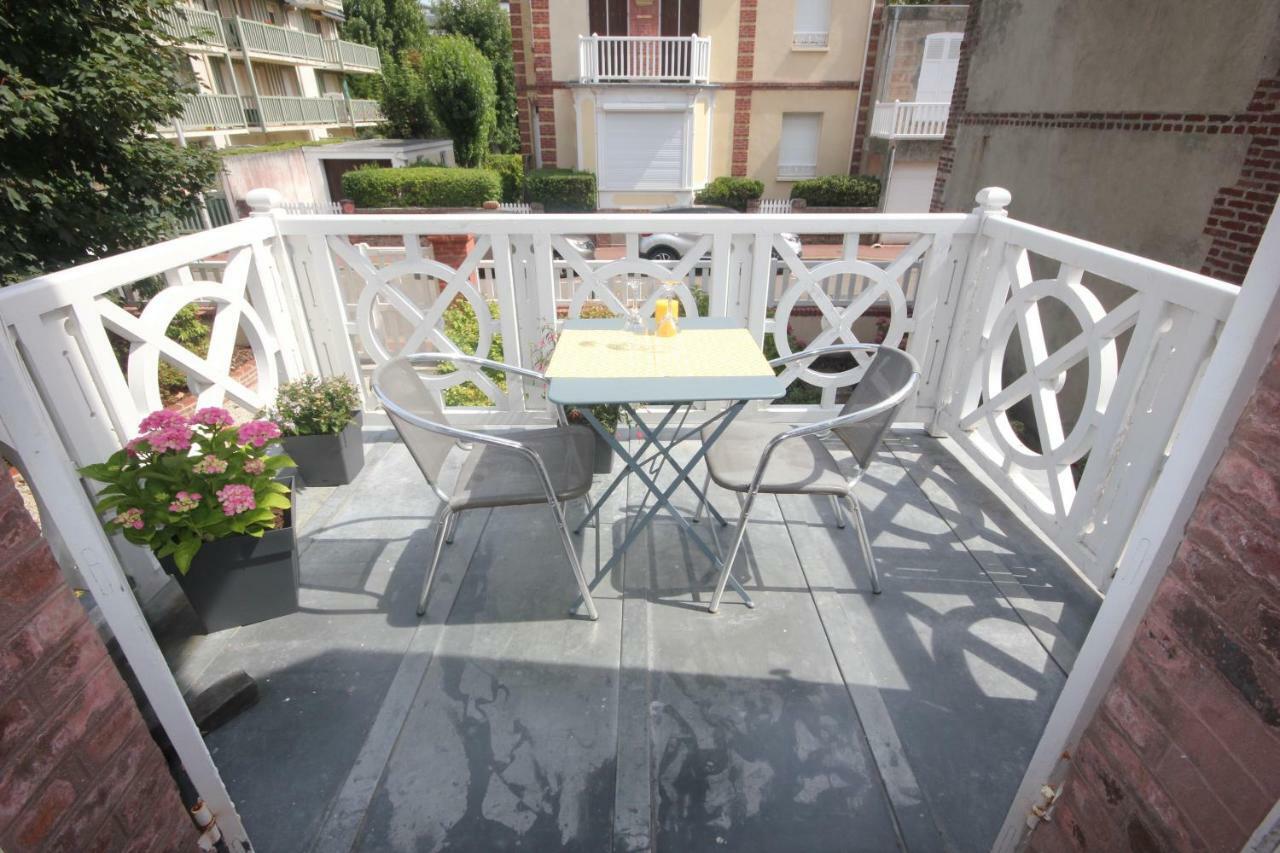 Apartament Studio + Terrasse Centre-Ville Villers Sur Mer Zewnętrze zdjęcie